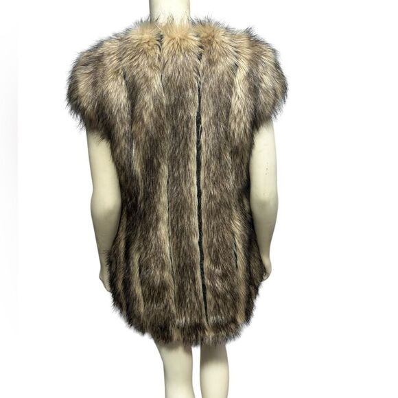 Design Lab Lord & Taylor Faux Fur Vest Tan and Brown Lined Fake Fur Vest Small - Picture 6 of 12